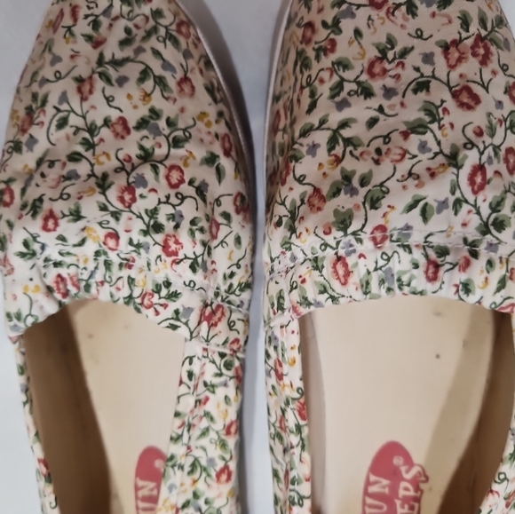 Fun Steps Floral 90's Slip On Size 7 1/2 - Picture 8 of 11